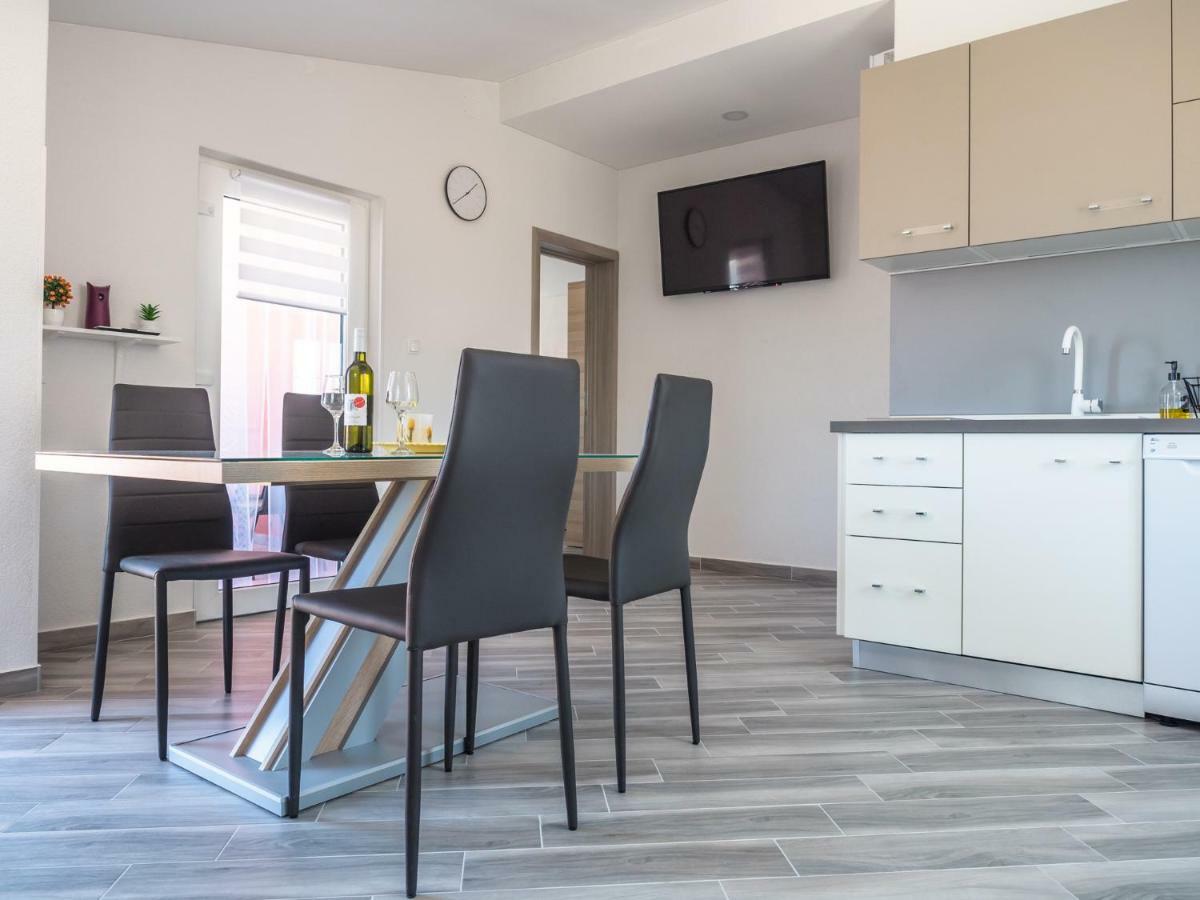 Apartment ˝Soleil˝ Vir Exteriér fotografie
