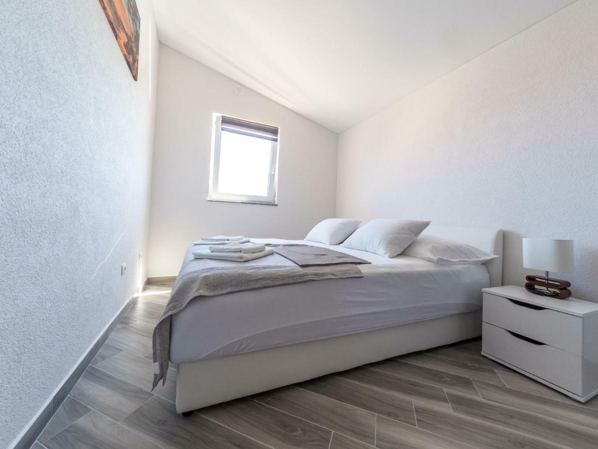 Apartment ˝Soleil˝ Vir Exteriér fotografie